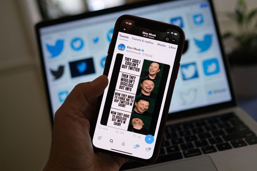 Elon Musk's Twitter impersonators: Trekonomics author Manu Saadia on making a fake Musk account for the lols.